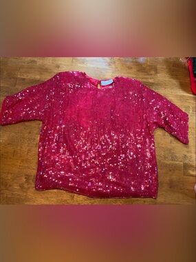 Vintage Courtenay Red Sequined Short Sleeve Top